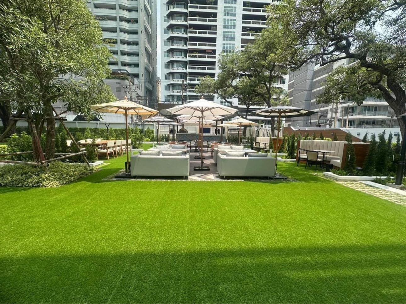 Floral Court Hotel & Residence Sukhumvit 13 Bangkok Esterno foto